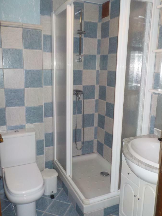 Ruenes Apartamentos Rurales La Husteriza מראה חיצוני תמונה